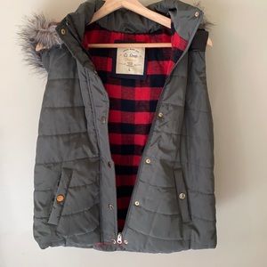 Gray Vest w/Faux Fur